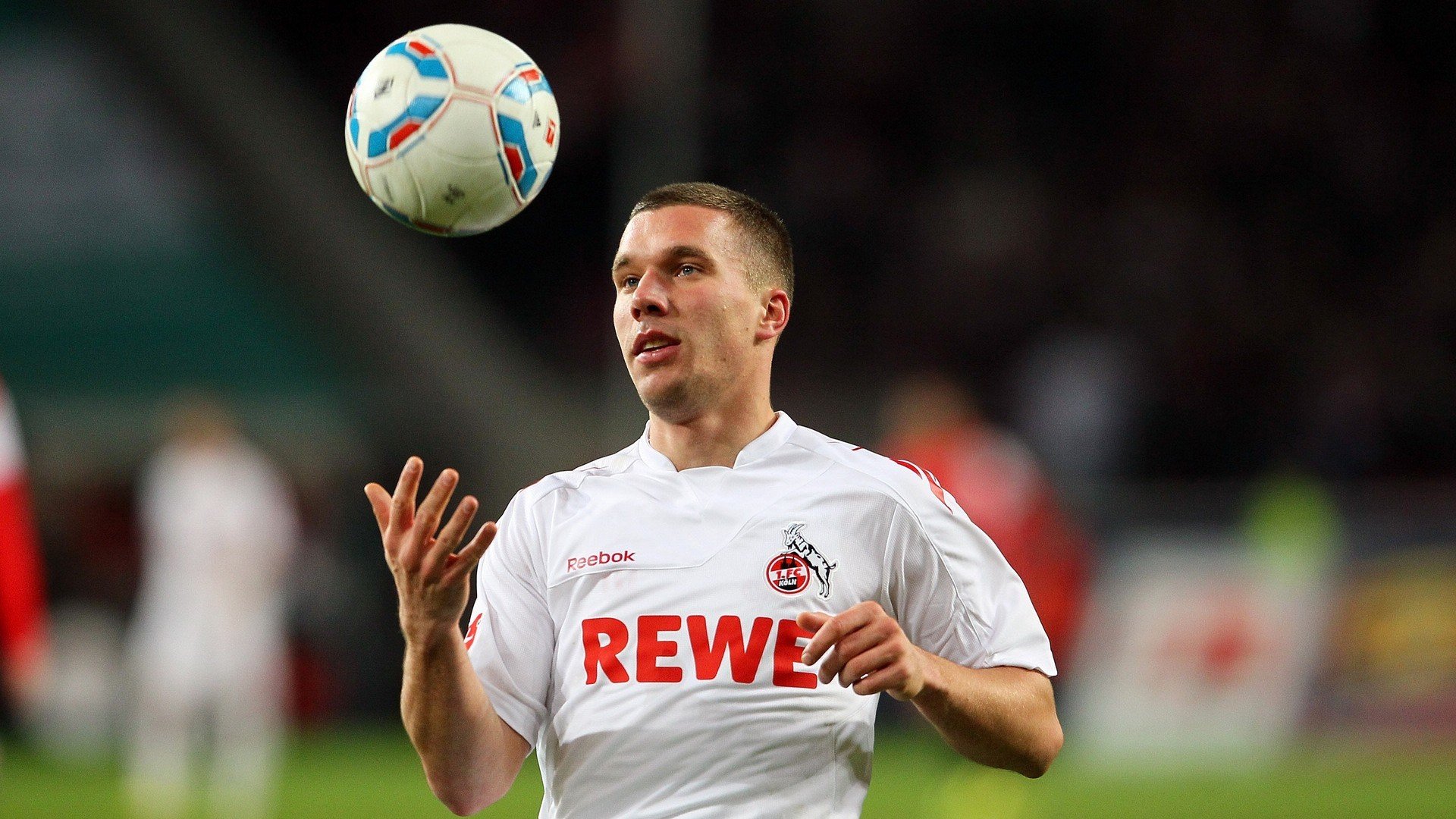 “未来展开”——新能源车辆引领新纪元，新能源汽车展望